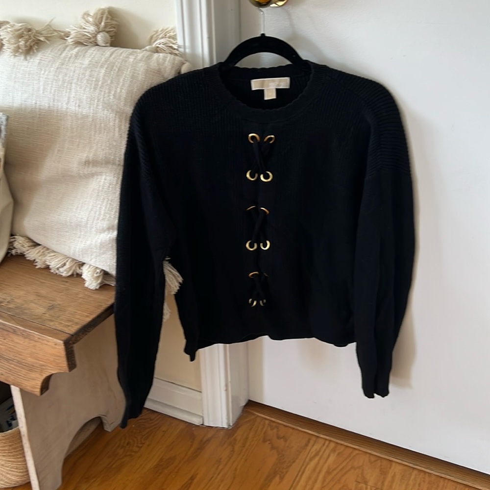Women’s Knit Long Sleeve Thick Grommet Lace Up Sweater